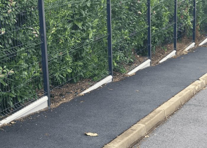 clôture installée par un paysagiste sur la cote basque